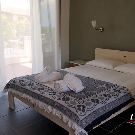 Lofos Vourvourou Apartment Exterior photo