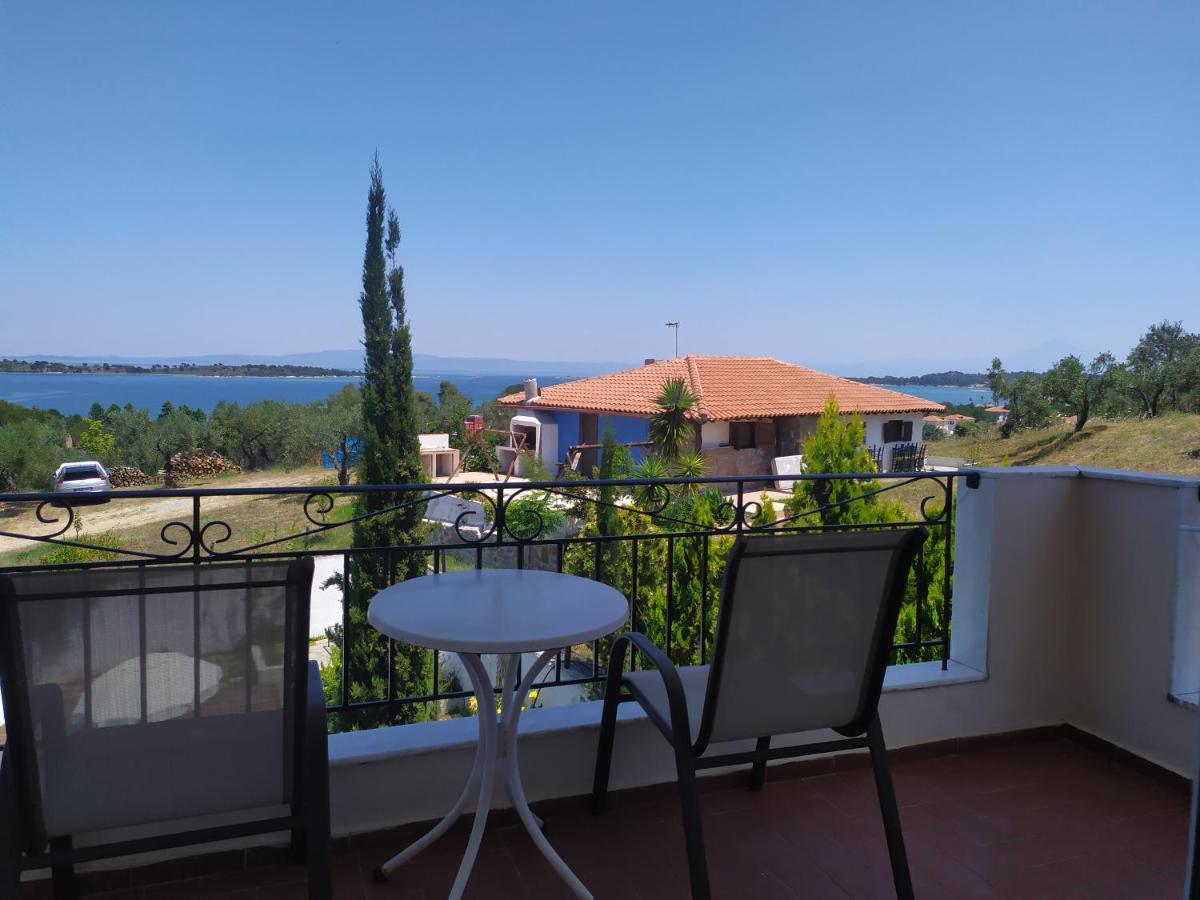 Lofos Vourvourou Apartment Exterior photo